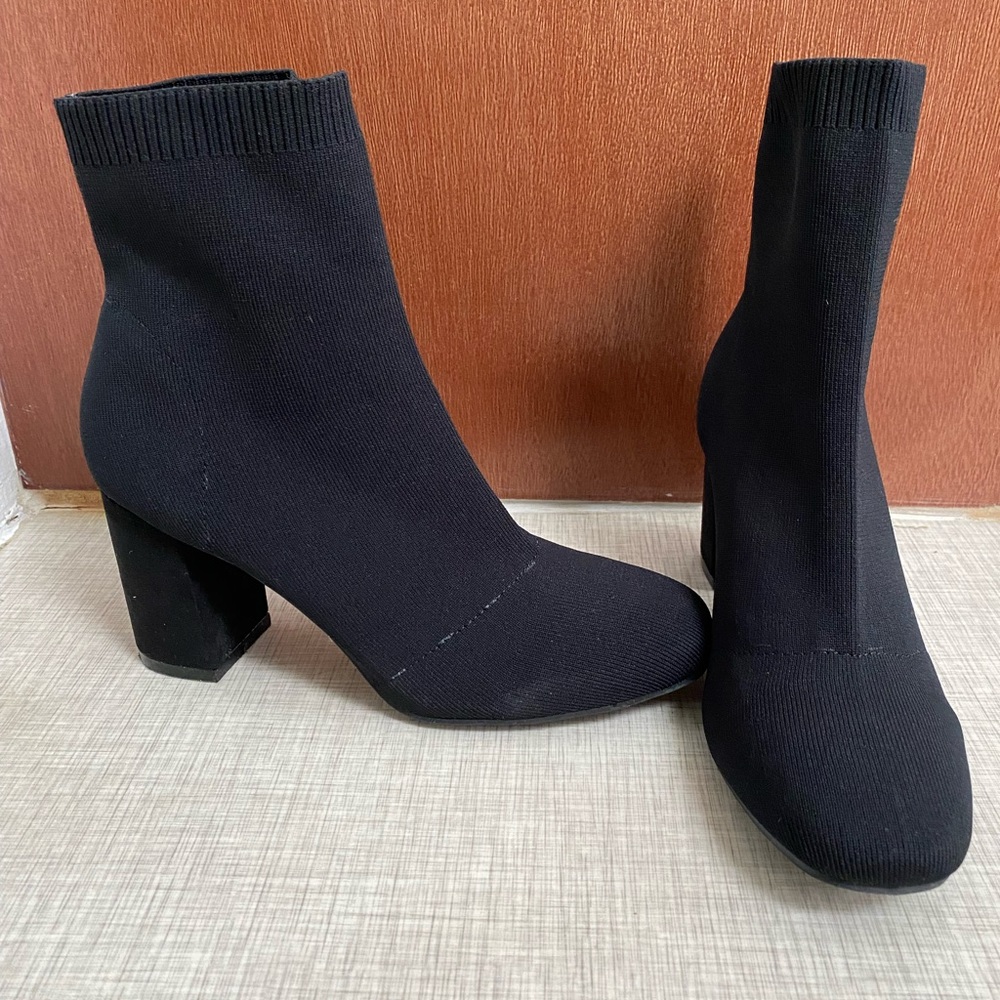 Mia Sock Booties